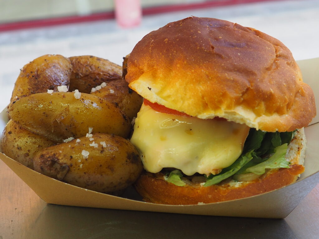 Burger Avesnois, Maroilles et pommes grenailles